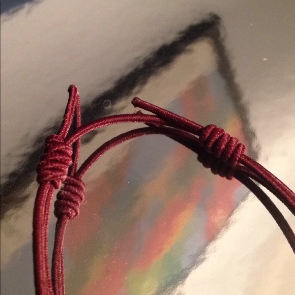 French feather bracelet with adjustable strings - Picture 3 of 4